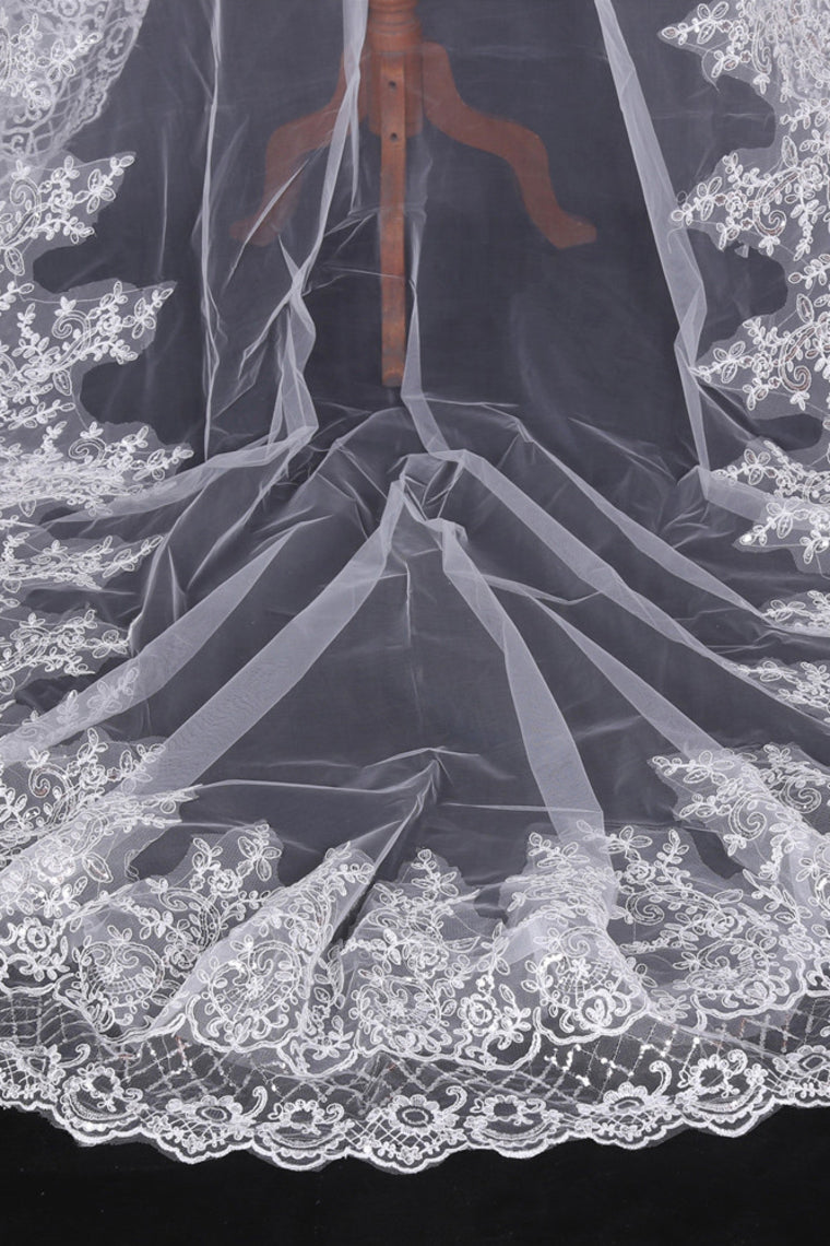 Elegant One-Tier Cathedral Length Bridal Veils With Applique