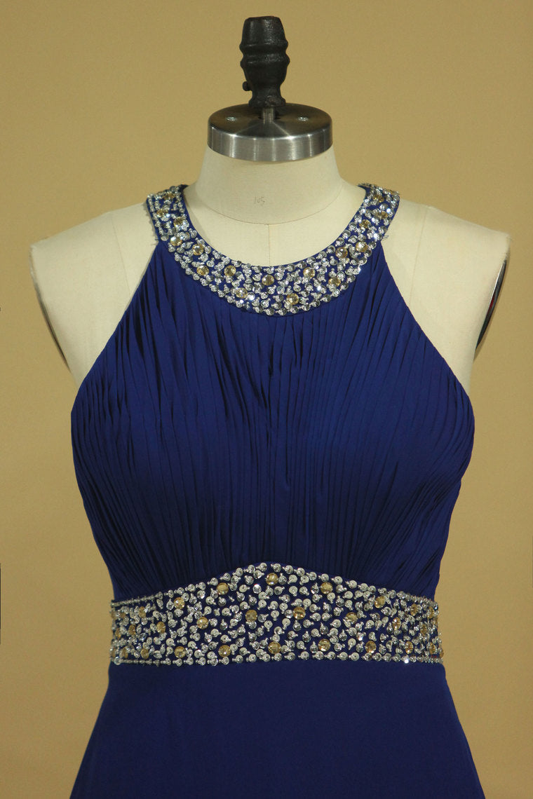 2022 Prom Dresses Halter Chiffon A Line Open Back Sweep Train