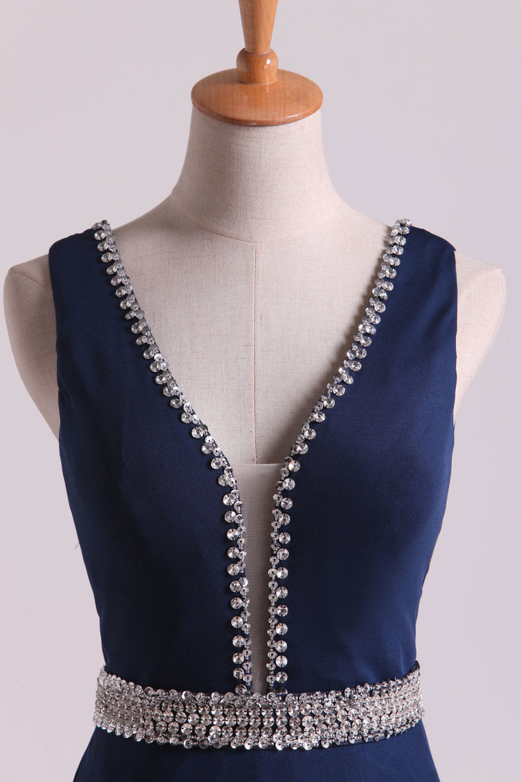 2022 Sexy Open Back V Neck Prom Dresses Mermaid Spandex With Beading