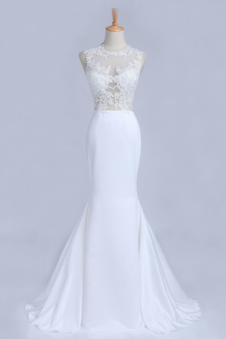 2022 Scoop Mermaid Prom Dresses With Applique