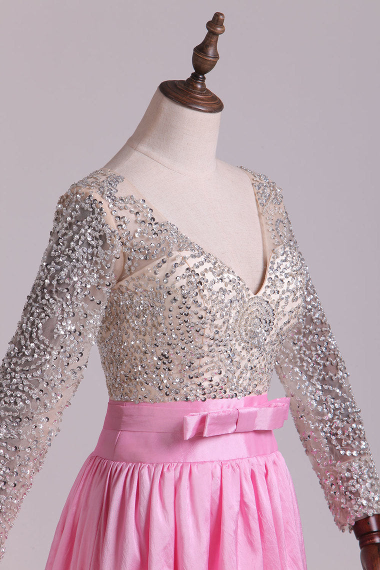 2022 Prom Dresses V Neck Long Sleeves A Line With Beading Taffeta New
