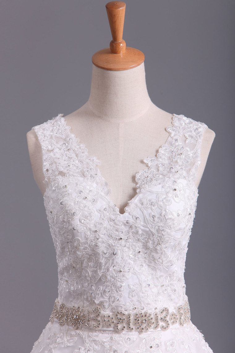 2022 Bridal Dresses A Line V-Back Tulle Chapel Train V-Back Applique & Sash
