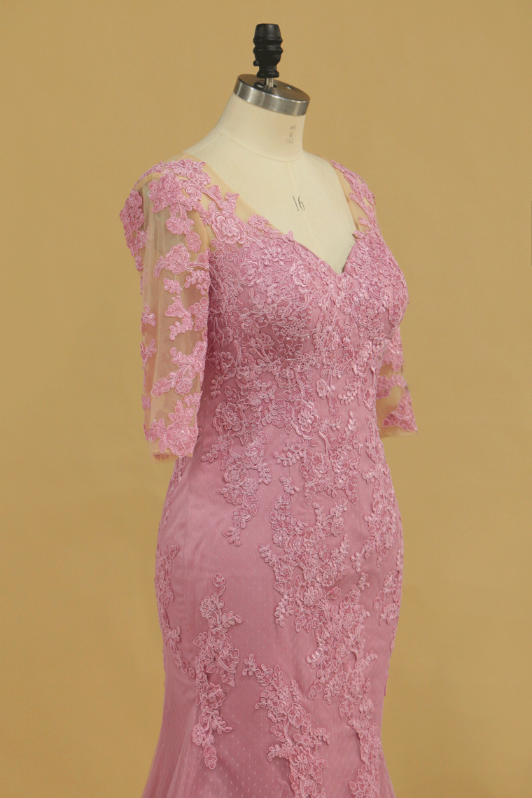 2022 Half Sleeves V Neck Mother Of The Bride Dresses Mermaid Tulle With Applique Sweep Train