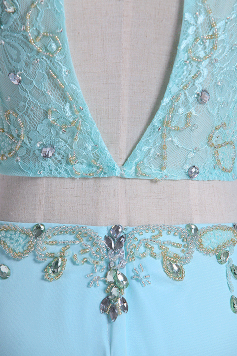 2022 Two Pieces Prom Dresses Scoop Sheath With Beading Sweep Train