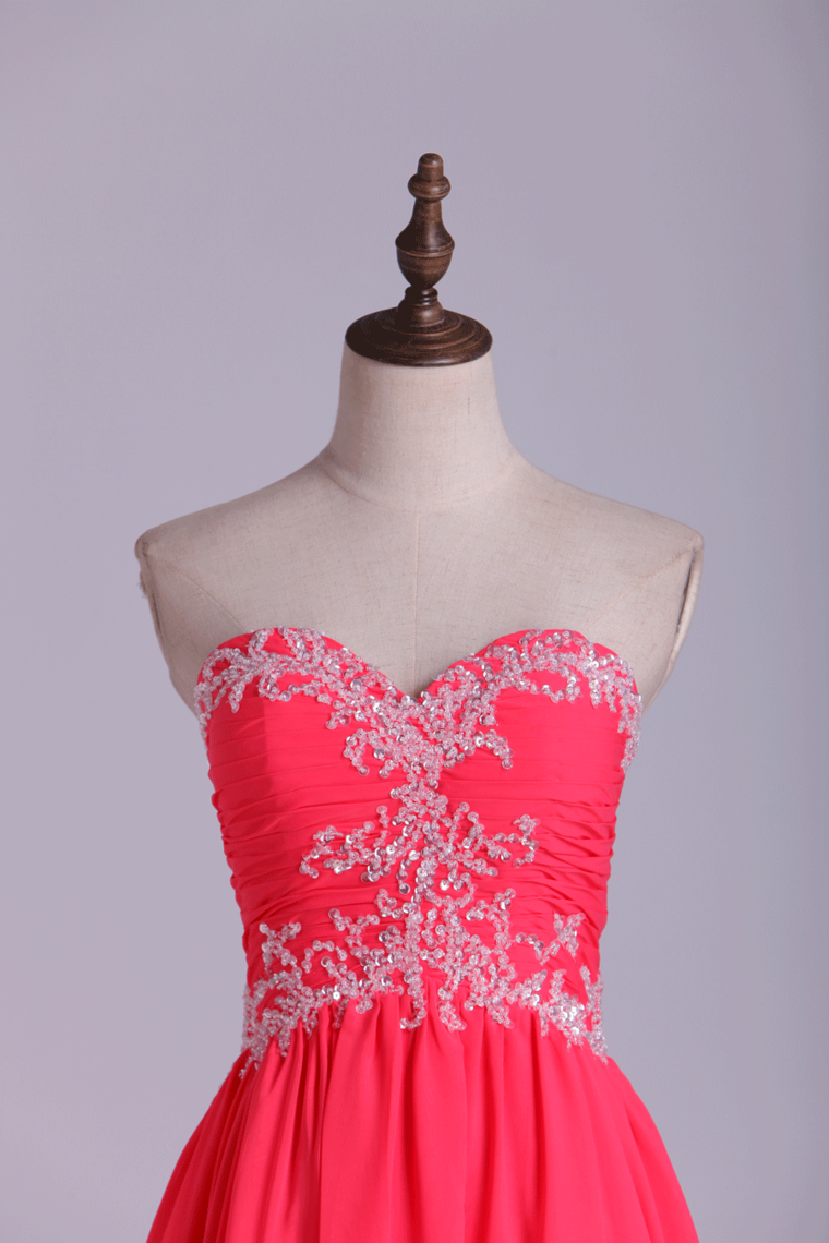 2022 Sweetheart Cocktail Dresses Ruched Bodice A-Line Chiffon With Ivory Applique