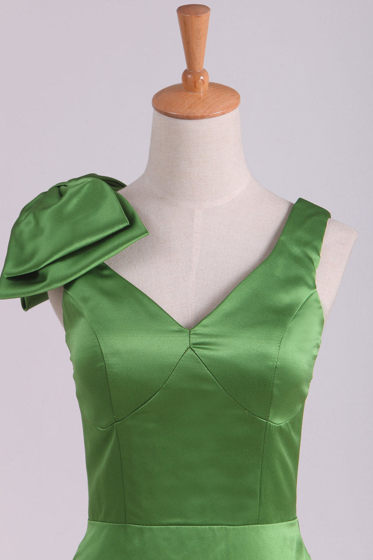 2022 V Neck Mermaid With Bow Knot Evening Dresses Satin Sweep Train
