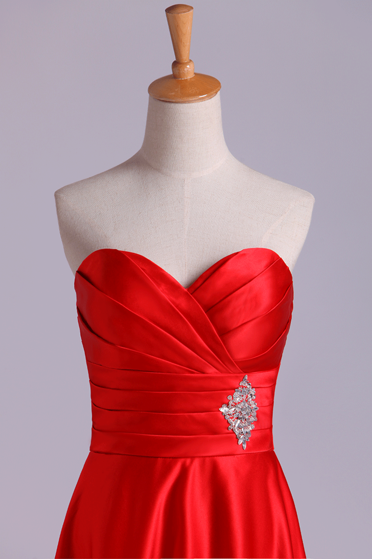 2022 Sweetheart Prom Dresses Matching Pleated Bodice & Waistband Pick Up Long Trumpet Skirt Beaded Satin