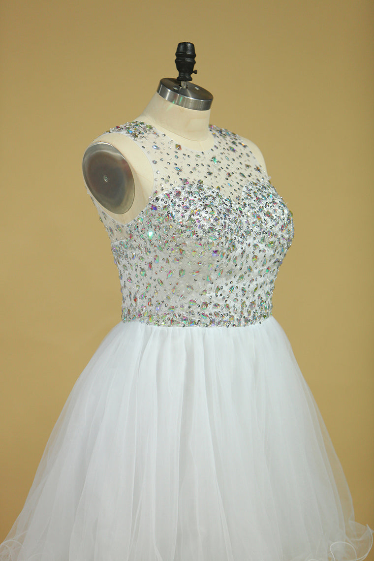 2022 Scoop Beaded Bodice A Line Prom Dress Short/Mini With Tulle Skirt White Plus Size