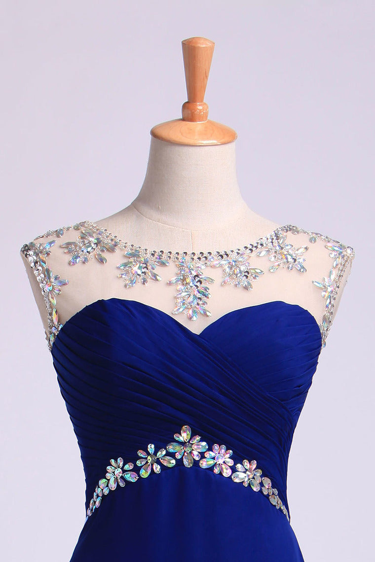 2022 Sexy Sheath/Column Homecoming Dresses Scoop Short/Mini Open Back With Beads