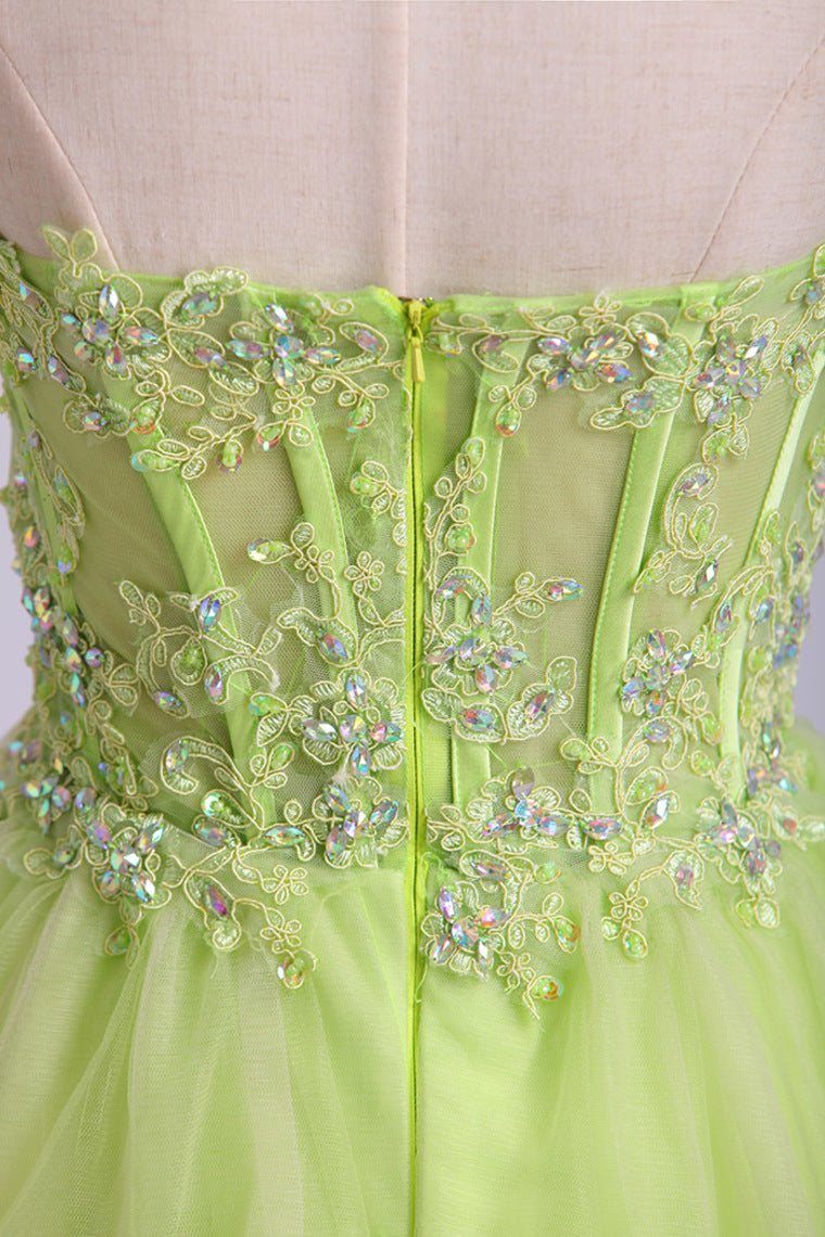 2022 Sweetheart A Line Tulle Homecoming Dress With Beads & Applique