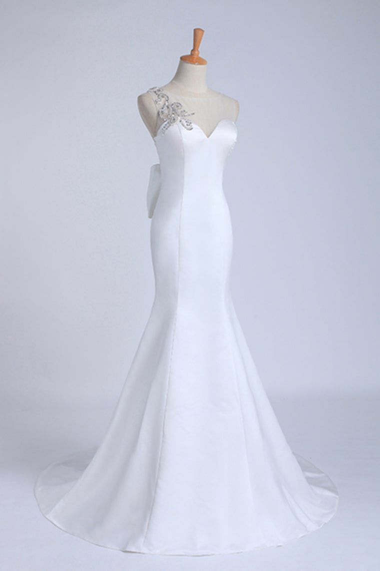 2022 Prom Dresses Mermaid White Satin With Beading