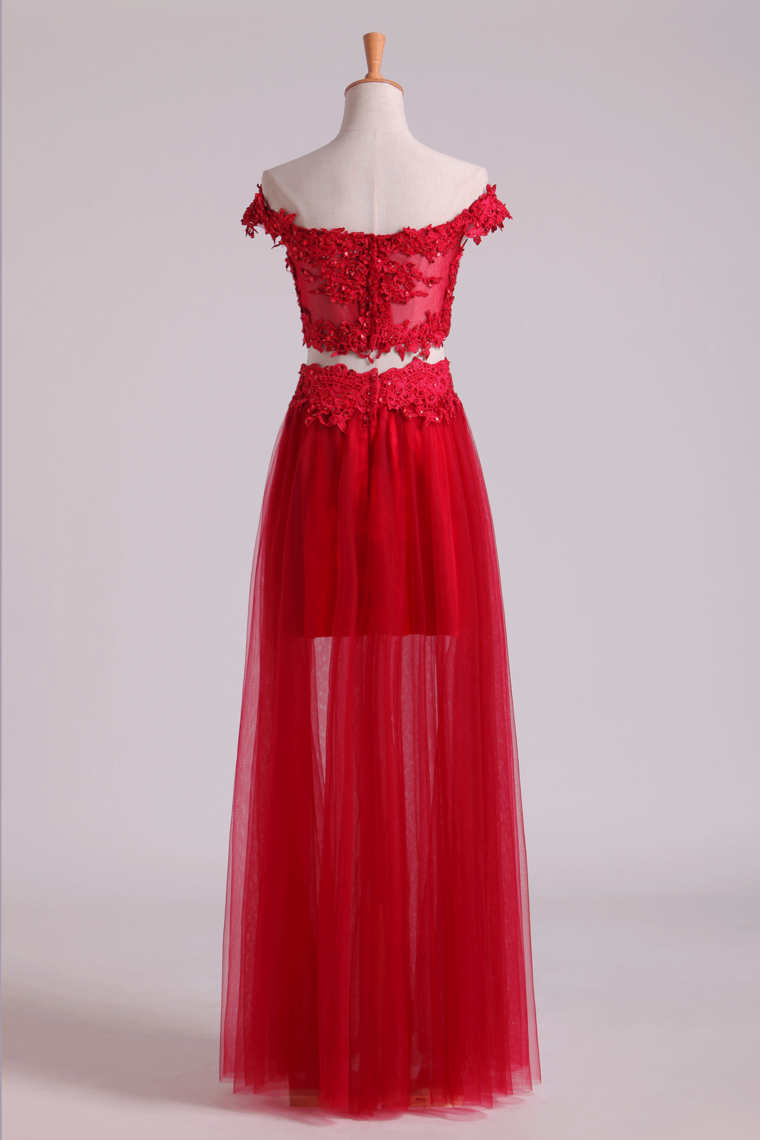 2022 Hot Two Pieces Prom Dresses Tulle A Line With Applique Red