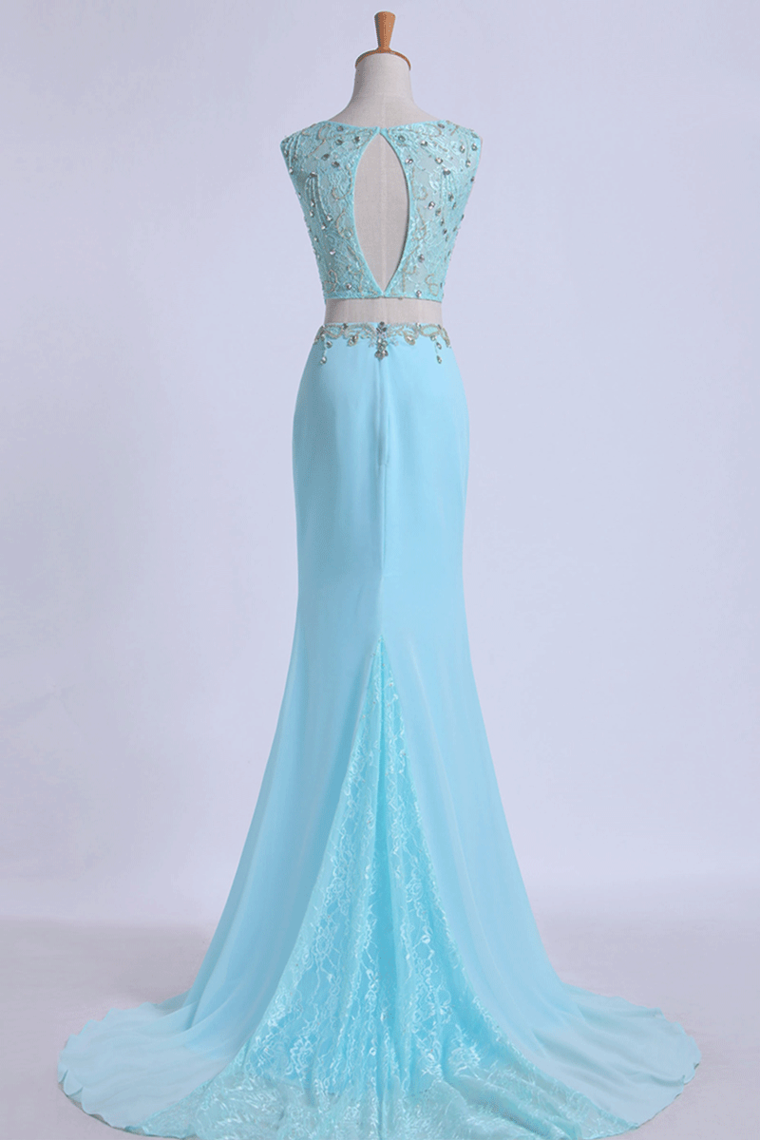 2022 Two Pieces Prom Dresses Scoop Sheath With Beading Sweep Train
