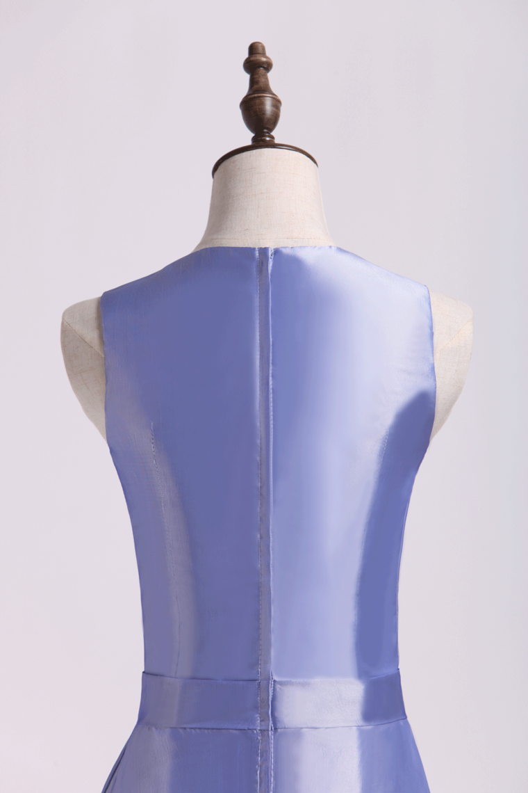 2022 Bridesmaid Dresses A-Line V Neck Taffeta Knee Length