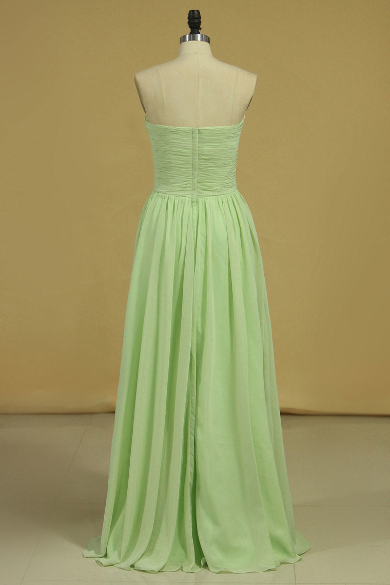2022 Sweetheart  Ruched Bodice Bridesmaid Dress A Line Floor Length Chiffon