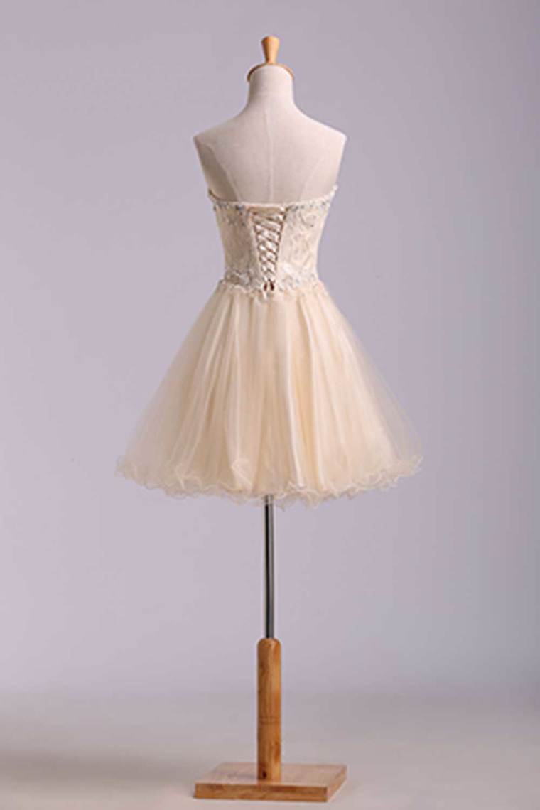 2022 Lovely Homecoming Dresses A Line Sweetheart Short Mini Color Champagne