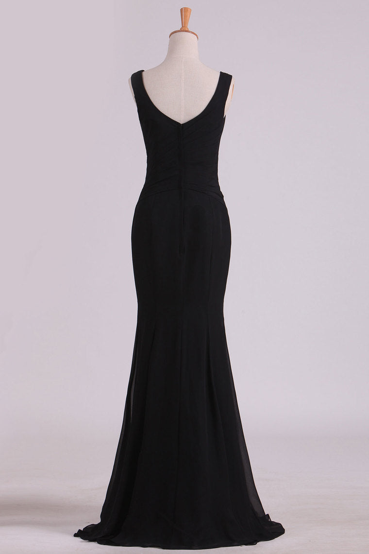 2022 Straps Bridesmaid Dresses Mermaid With Slit Chiffon Black