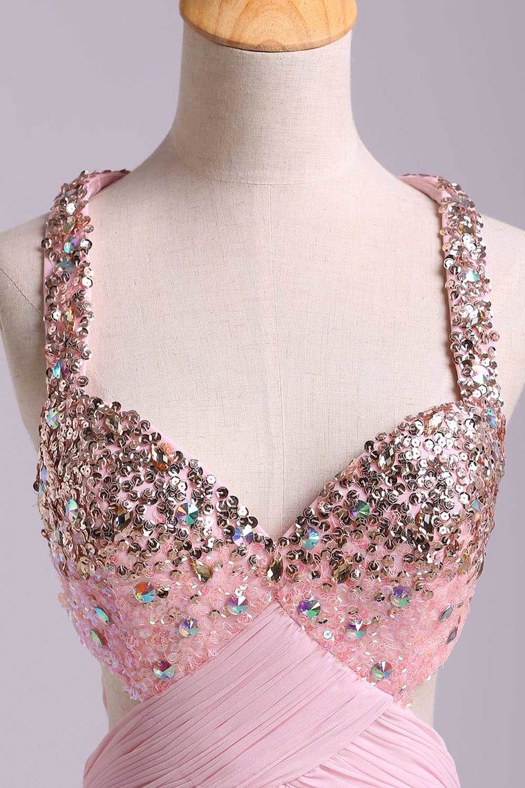 2022 Halter Beaded Bust Twist Straps Back Chiffon Floor Length Prom Dress