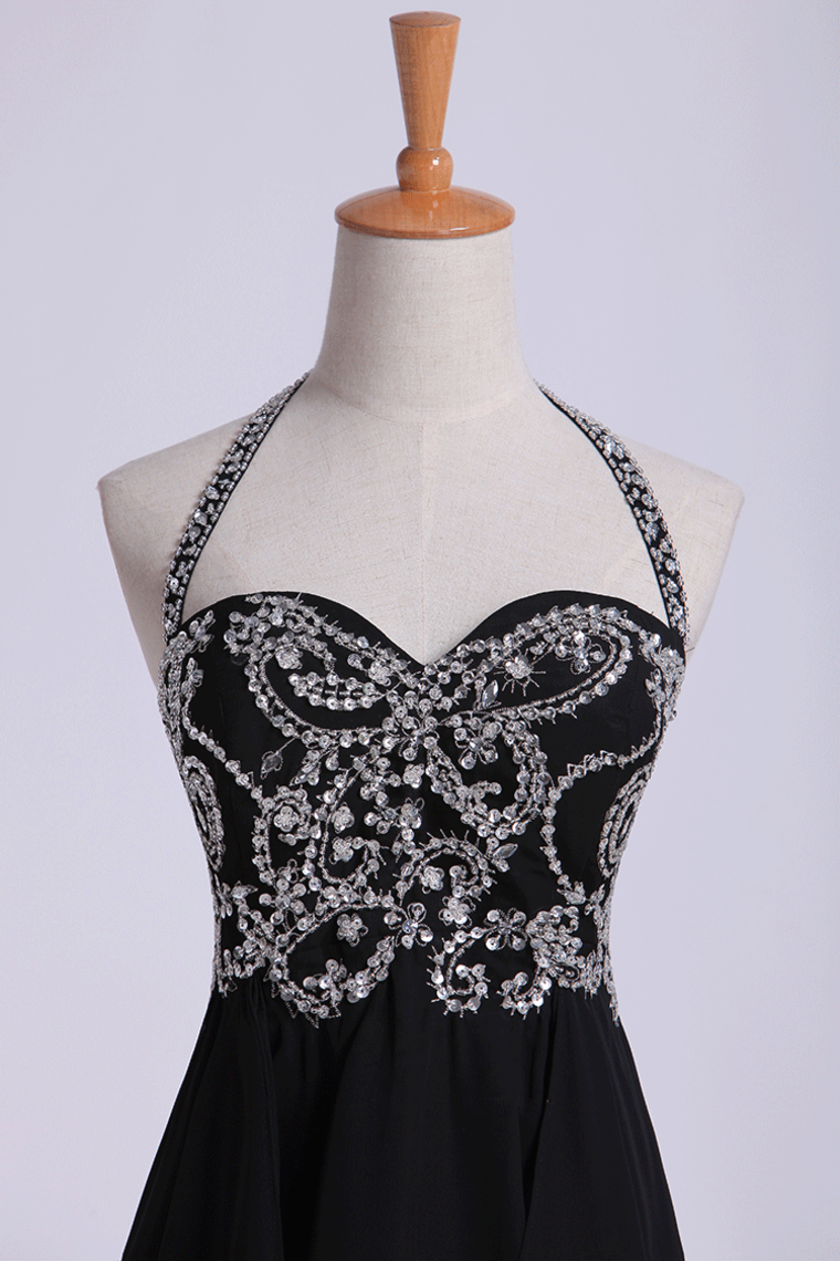 2022 Halter Homecoming Dresses A Line Short/Mini Chiffon With Beading And Sequins