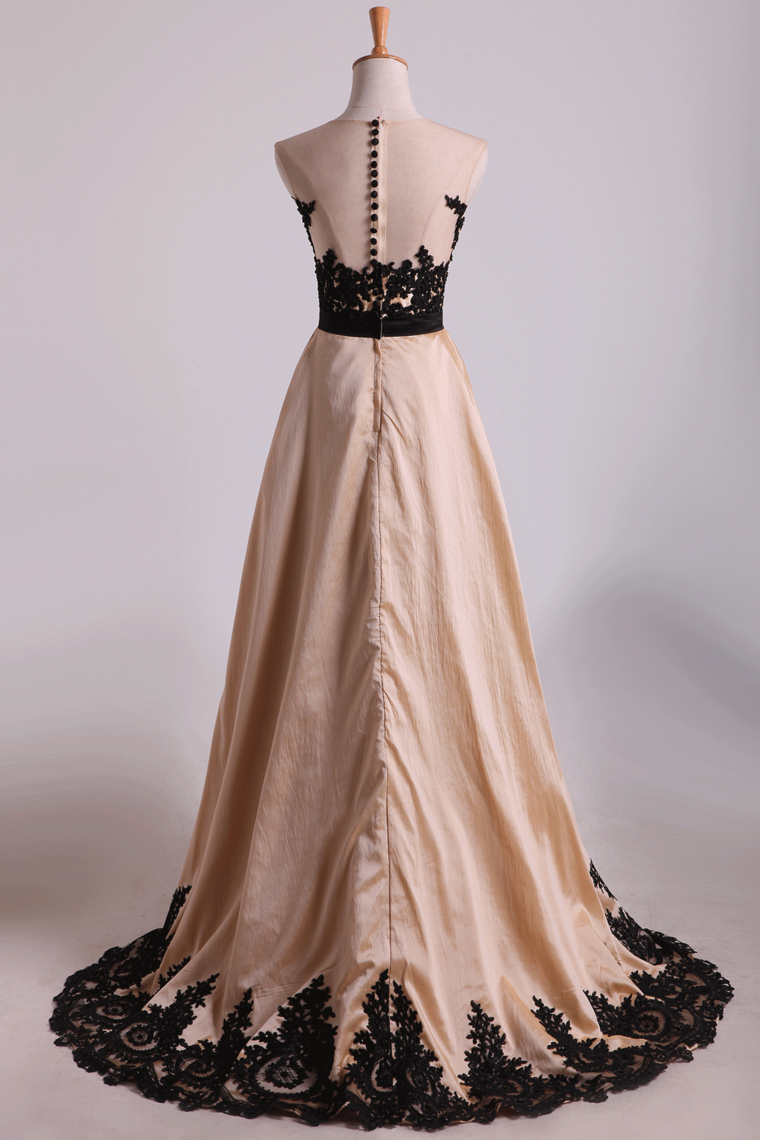 2022 Asymmetrical Bateau Prom Dresses Taffeta With Applique And Sash