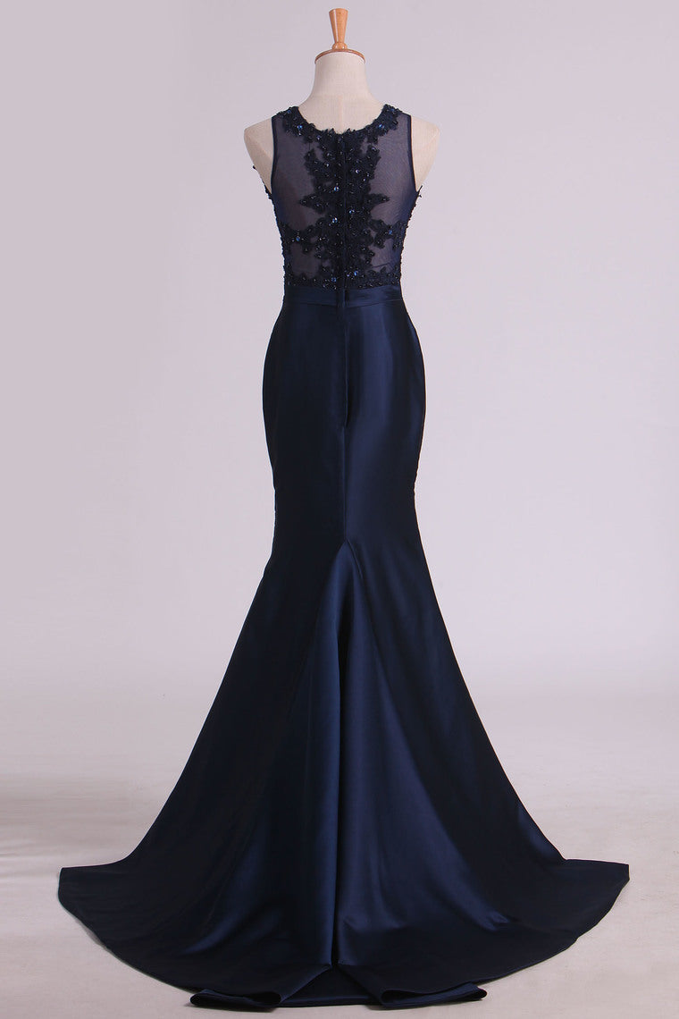 2022 Satin Scoop With Applique And Beads Prom Dresses Mermaid Sweep Train