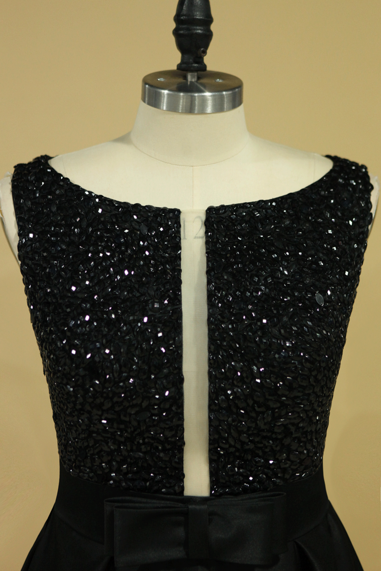 2022 Black Prom Dresses Black Bodice Scoop Satin Floor Length Beaded & Belt