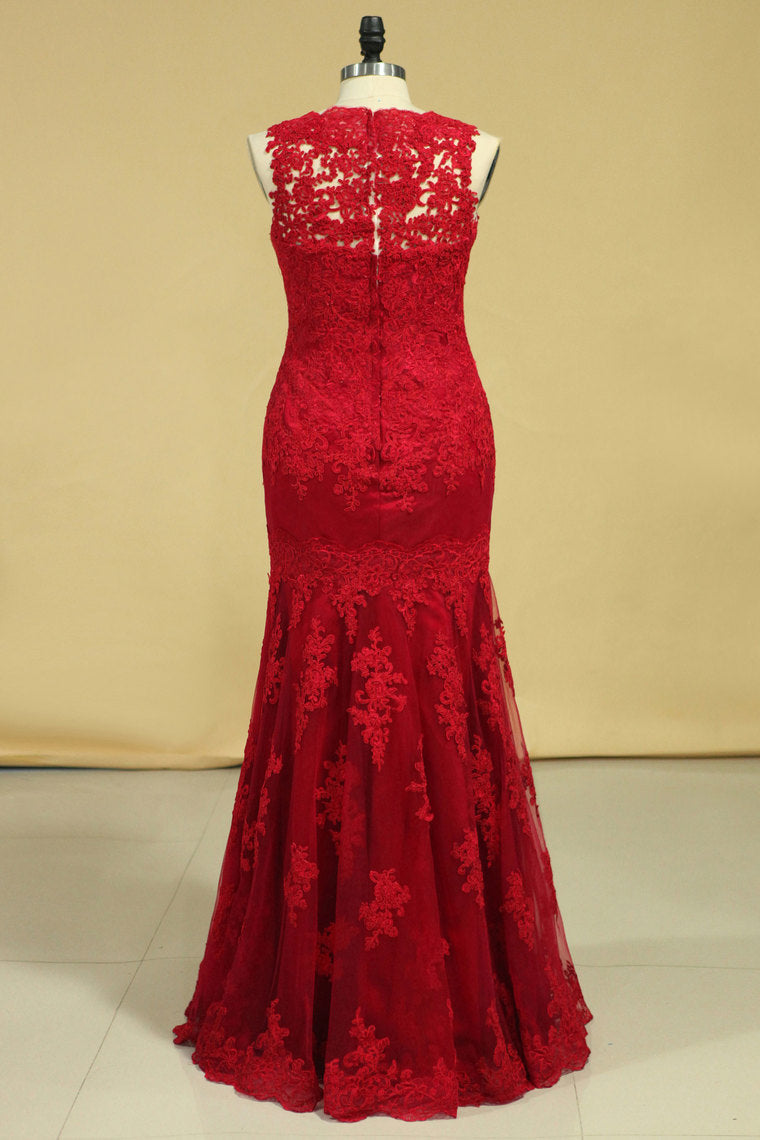 2022 Popular Straps Prom Dresses Tulle With Applique Sweep Train