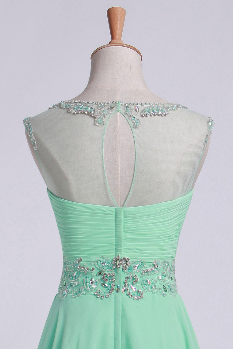 2022 Scoop Homecoming Dresses Cap Sleeves A Line With Beadings&Sequins Chiffon