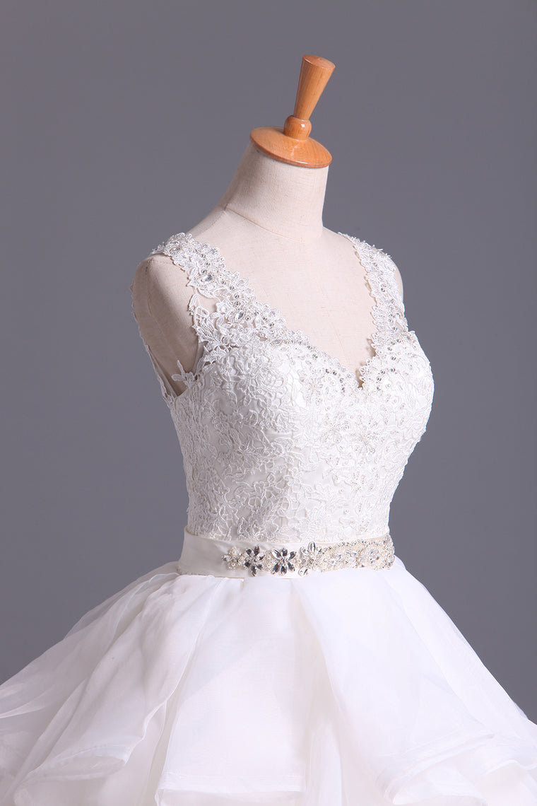 2022 Hot Wedding Dresses V-Neck A Line Organza With Beading And Sash