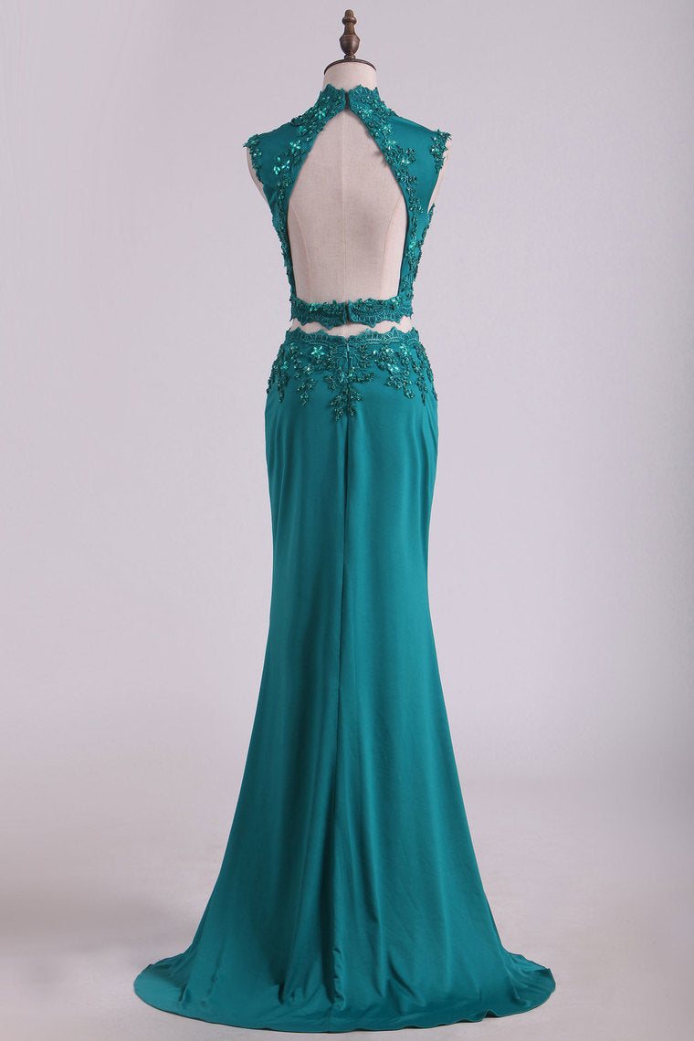 2022 Two Pieces High Neck Sheath Prom Dresses With Applique And Beads