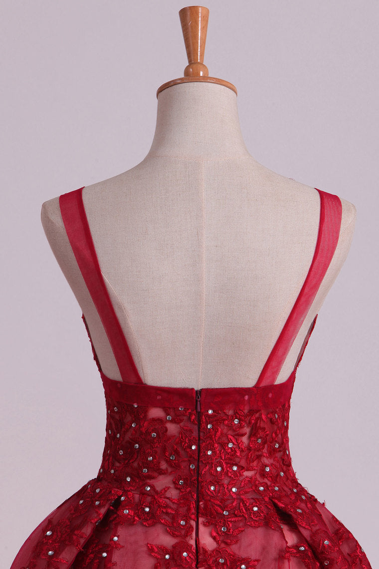 2022 Sexy Bateau A-Line Prom Gown Sweep Train With Beads And Applique Burgundy