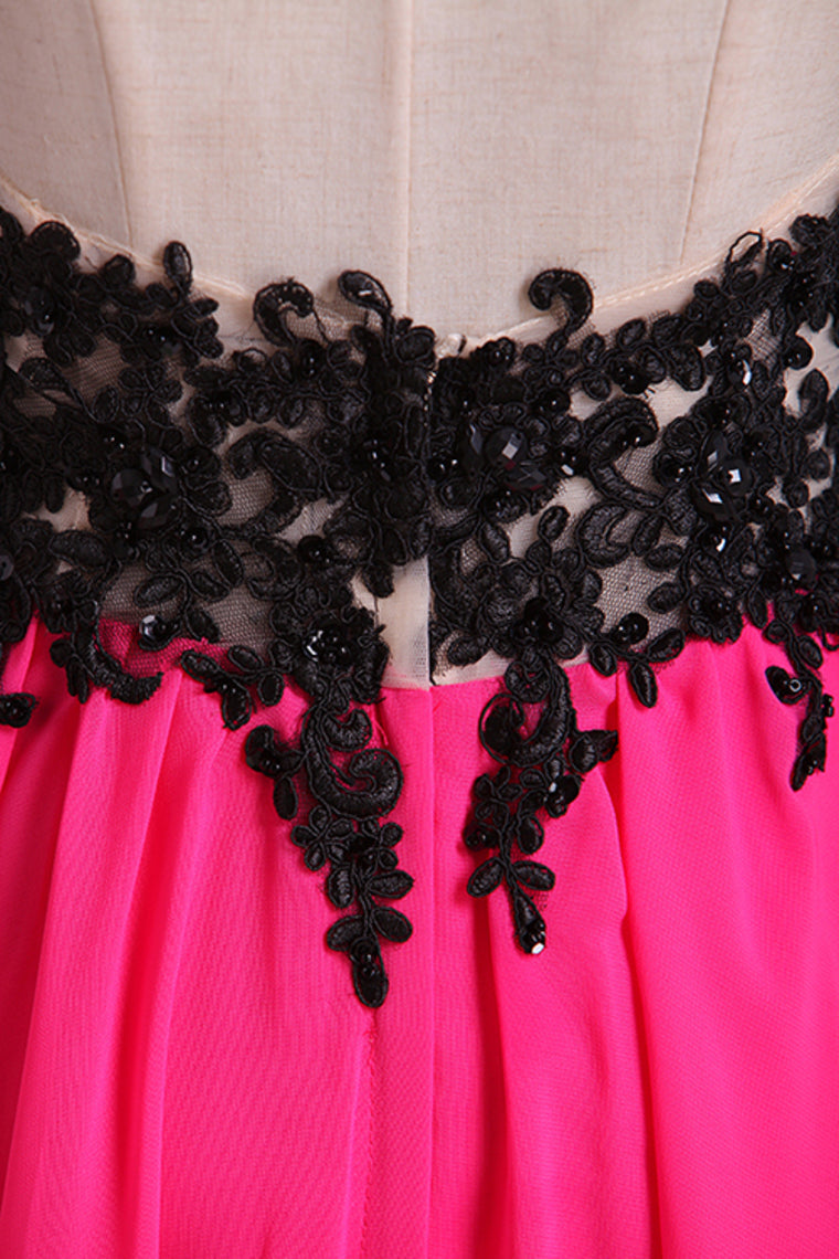 2022 Halter A Line Short Homecoming Dresses With Black Applique