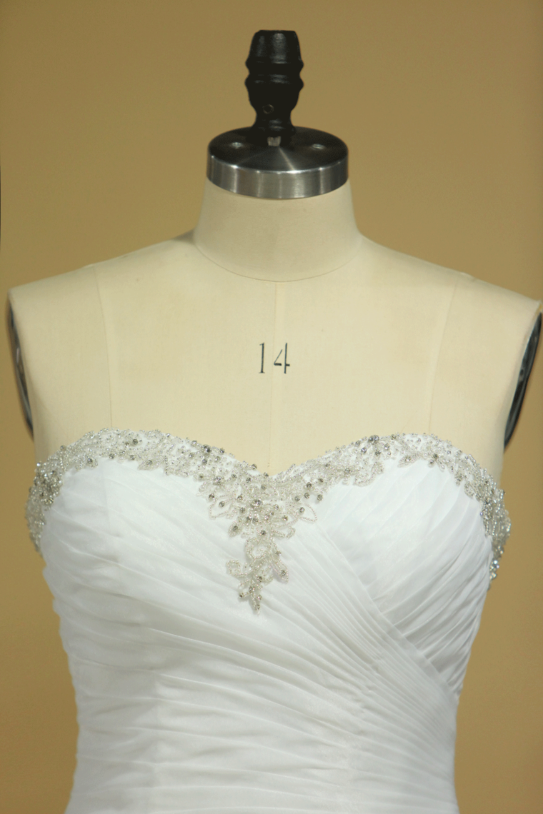 2022 Plus Size Sweetheart Wedding Dresses Ruched Bodice Organza With Beading