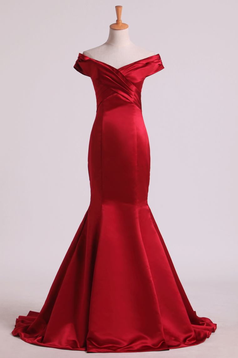 2022 Prom Dresses Off The Shoulder Satin Mermaid Burgundy/Maroon Sweep Train