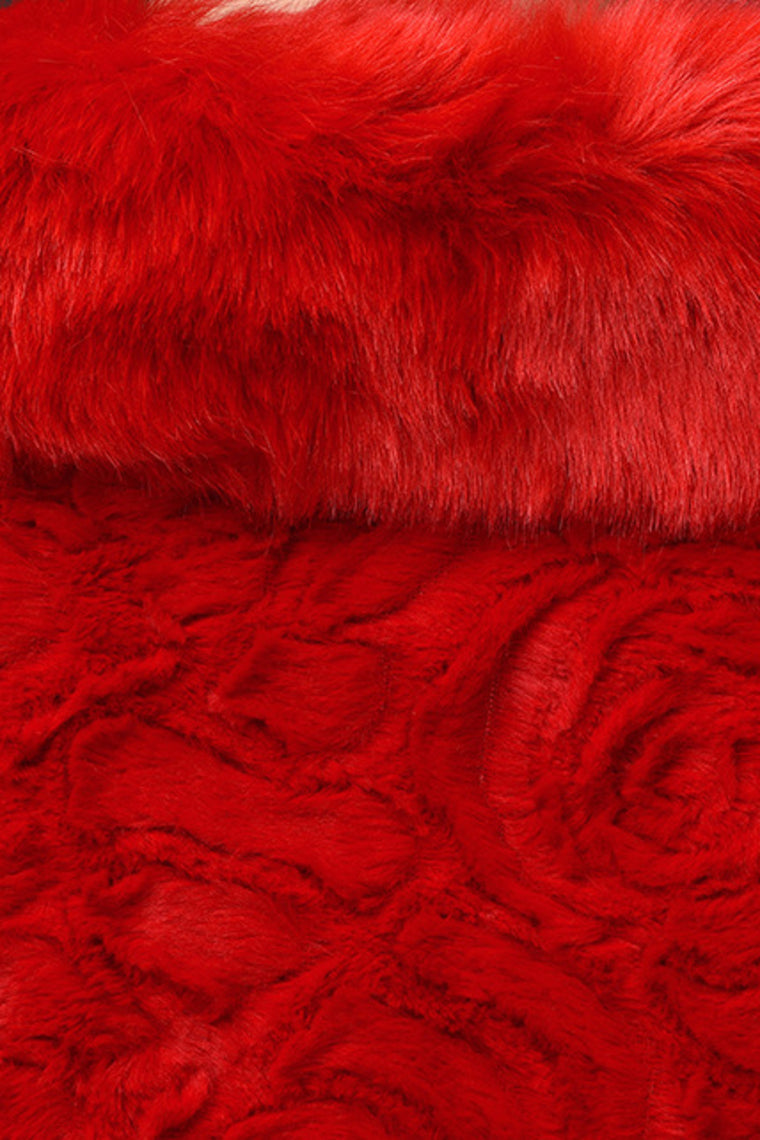 Concise Red Faux Fur Wedding Wrap