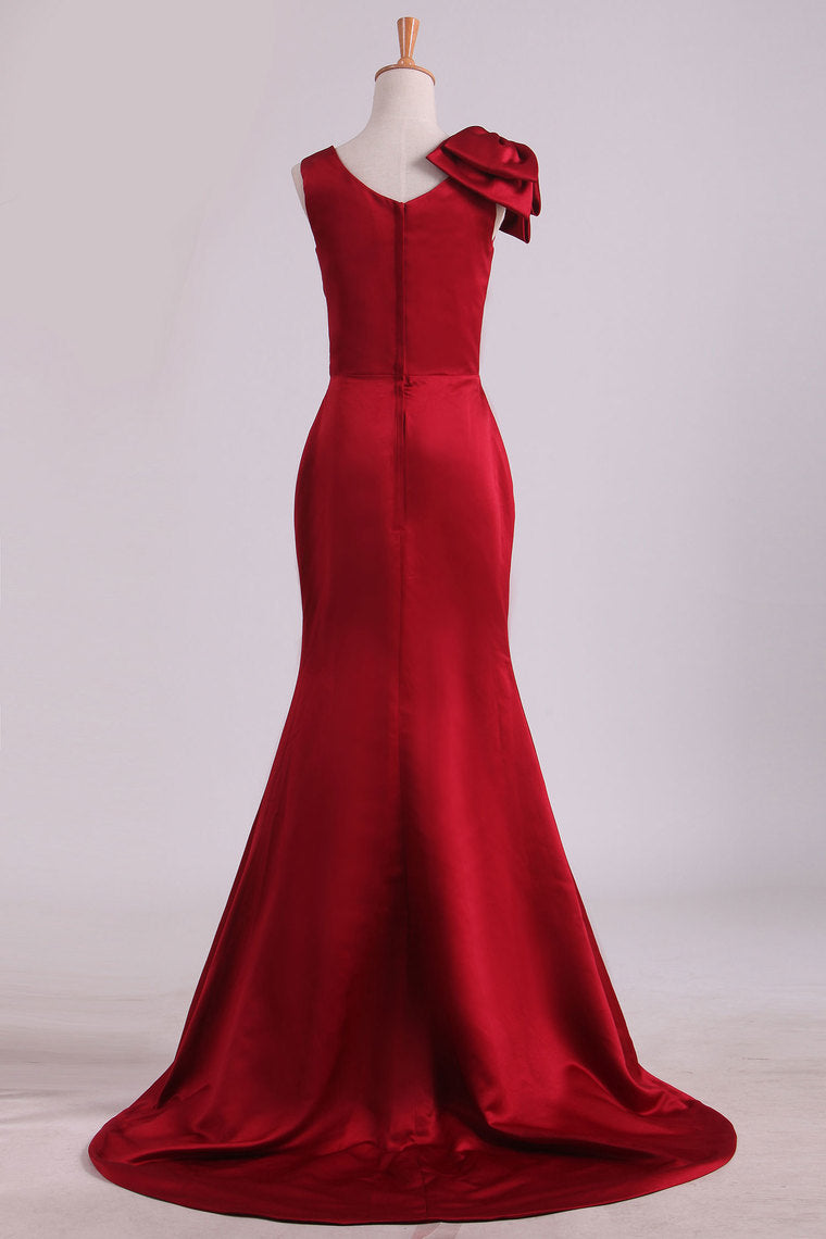 2022 Evening Dresses V Neck Satin With Bow Knot Sweep Train Mermaid