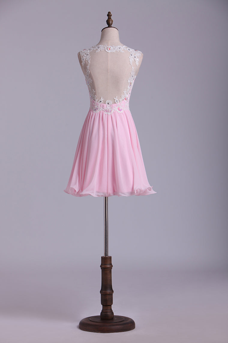 2022 Straps A-Line/Princess Homecoming Dresses Chiffon With Applique
