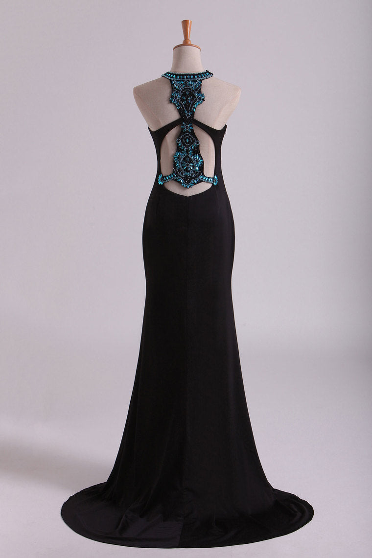 2022 Black Scoop Column Prom Dresses Chiffon With Rhinestones & Beads Sweep Train