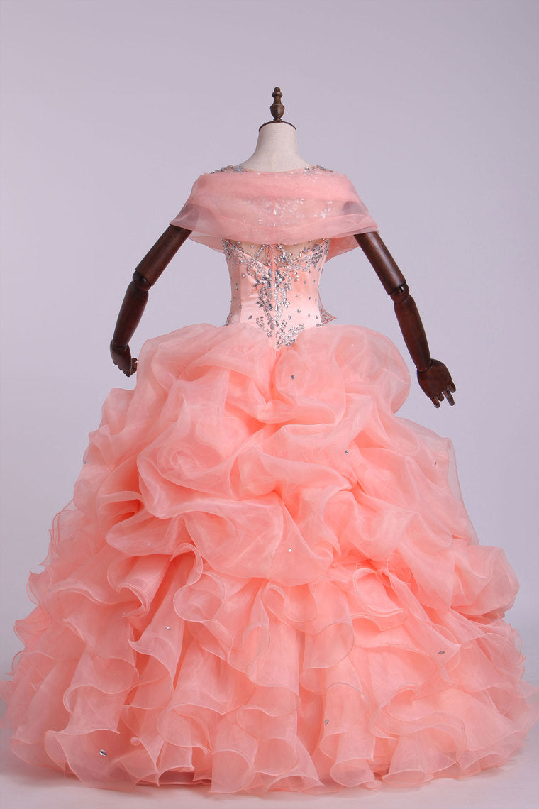 2022 Ball Gown Quinceanera Dresses Straps Beaded Bodice With Bubble Skirt