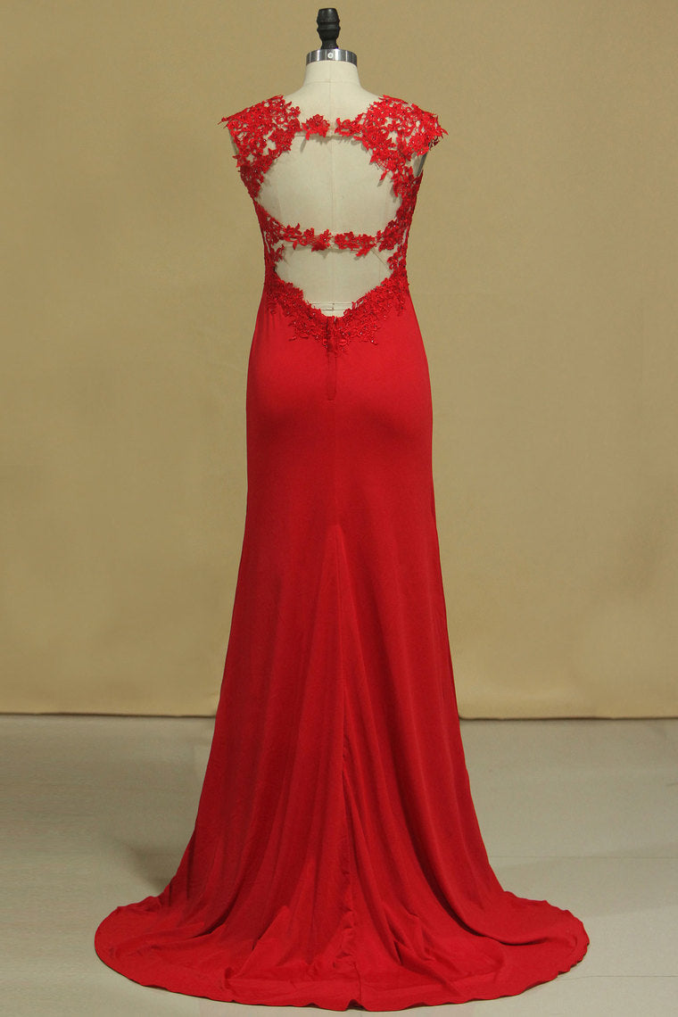 2022 Red Straps Open Back Sheath Prom Dresses Spandex With Applique Open Back