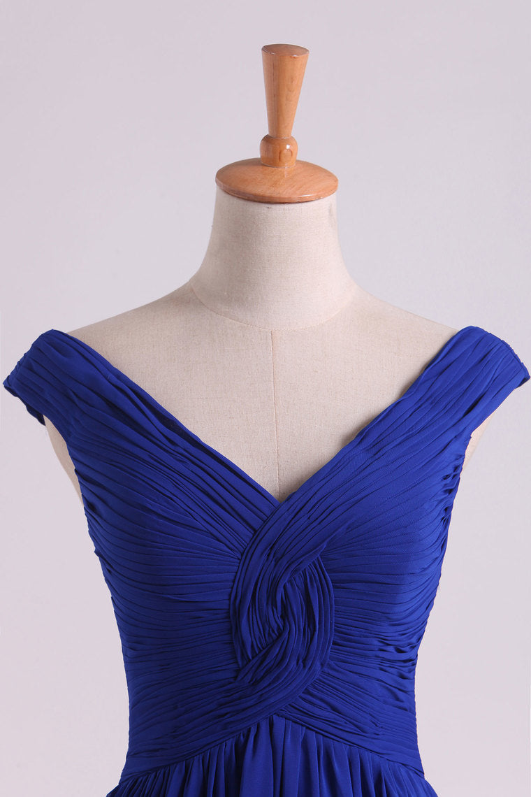 2022 Off The Shoulder Evening Dresses A Line Ruched Bodice Chiffon Floor Length Dark Royal Blue