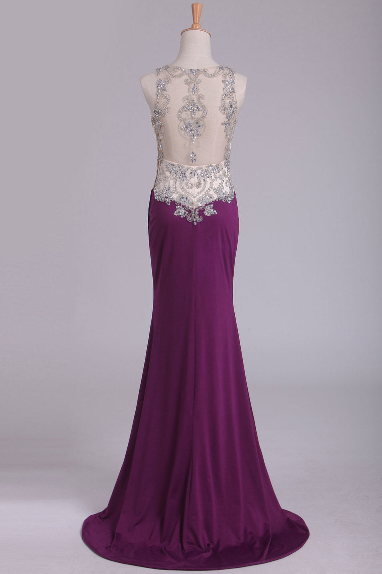 2022 Sheath V Neck Prom Dresses Spandex With Beads Sweep Train