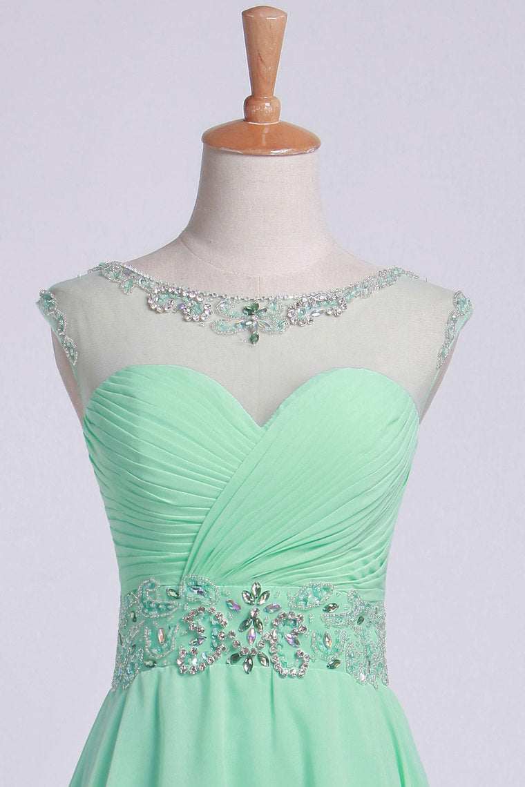 2022 Scoop Homecoming Dresses Cap Sleeves A Line With Beadings&Sequins Chiffon