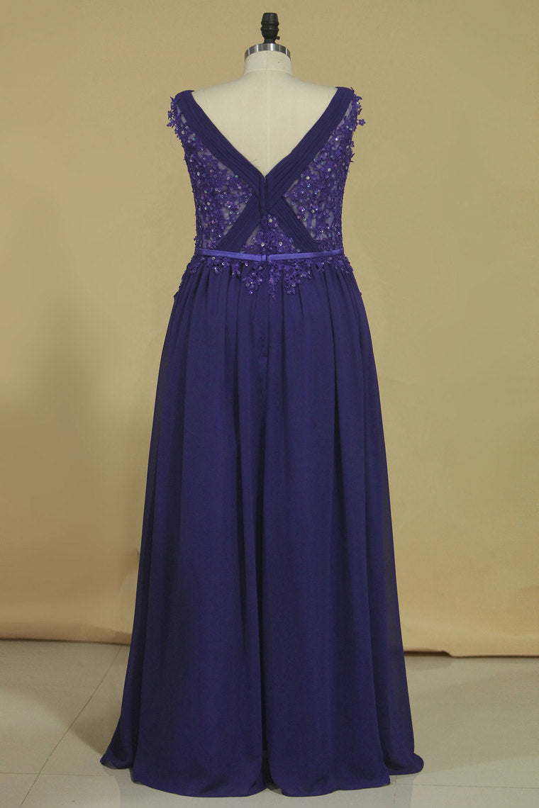 2022 A Line V Neck With Applique And Beads Evening Dresses