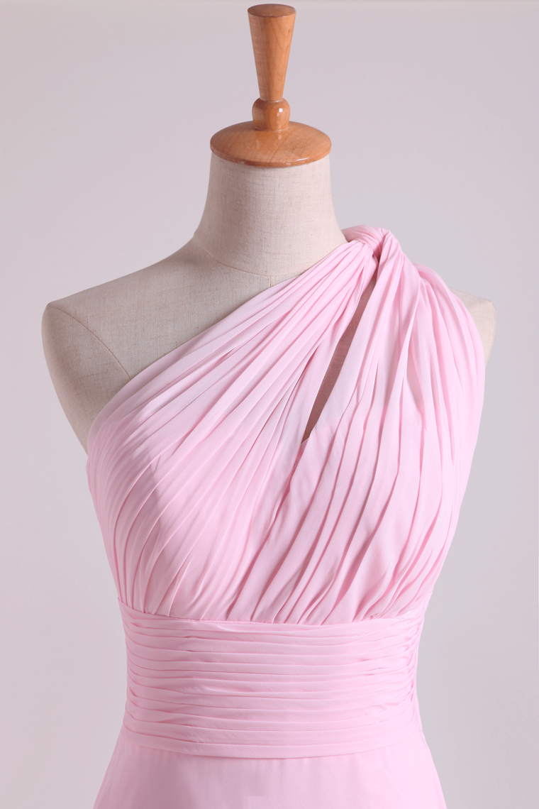2022 One Shoulder A Line Chiffon Bridesmaid Dresses With Ruffles Pearl Pink