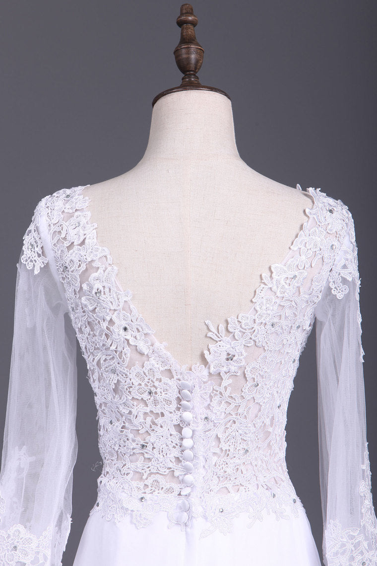2022 See-Through Prom Dresses V Neck Long Sleeves Chiffon With Applique And Slit