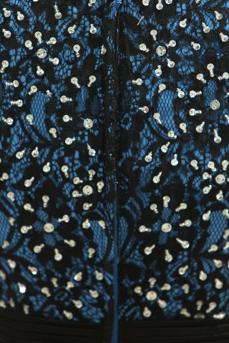 2022 Unique V Neck A Line Dress Embellished With Applique And Beads Floor Length Size 8