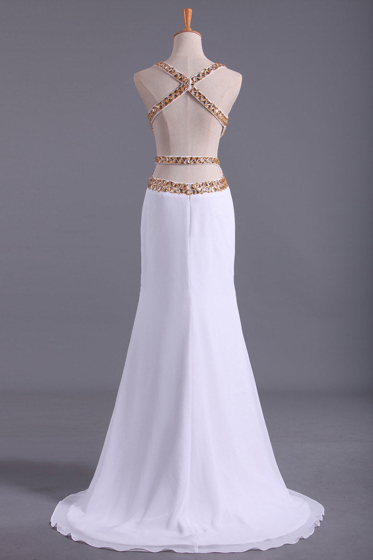 2022 Straps Prom Dresses Open Back Sheath/Column With Golden Beading Chiffon