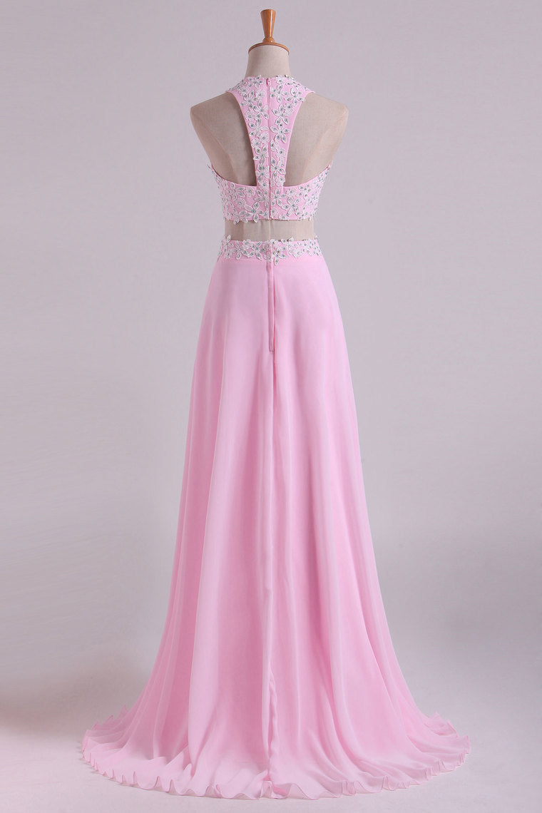 2022 Halter Prom Dresses A-Line With Applique Chiffon