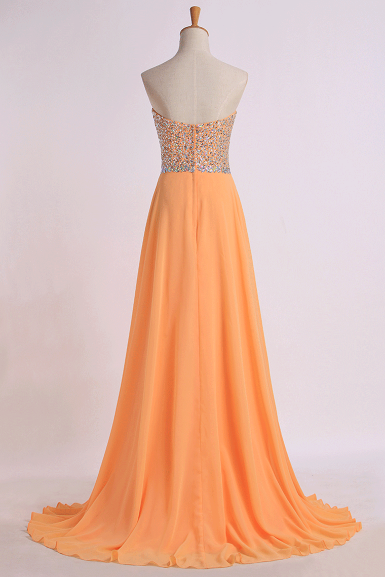 2022 Prom Dresses Sweetheart A Line Sweep Train Chiffon With Beads